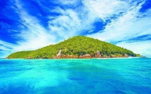 安徽南陵一广场4人遭雷击，被雷击中后该如何自救？游戏画面